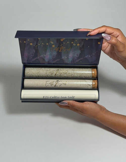 Unrefined, mineral rich Fine and Coarse French sea salt in clear glass containers. (Net weight 220g / 7.76oz) inside the box